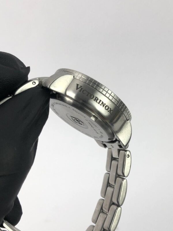 VICTORINOX CHRONOGRAPH SWISSMADE - Gambar 6