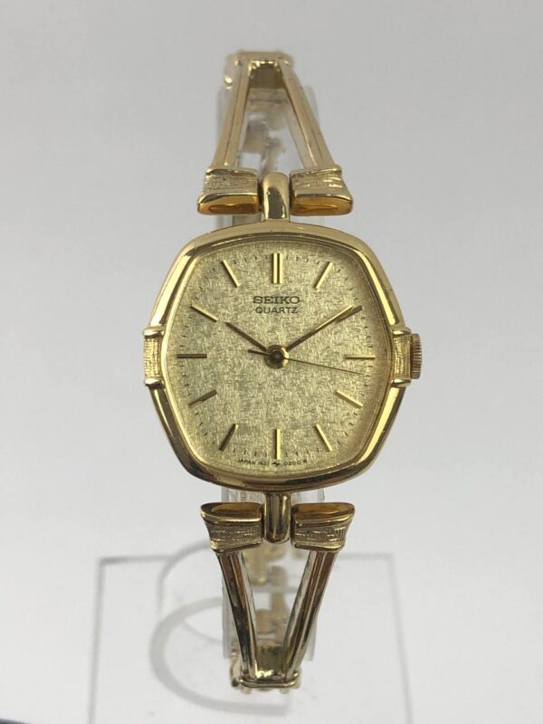 SEIKO MUNGIL LADIES SNOWFLAKE DIAL