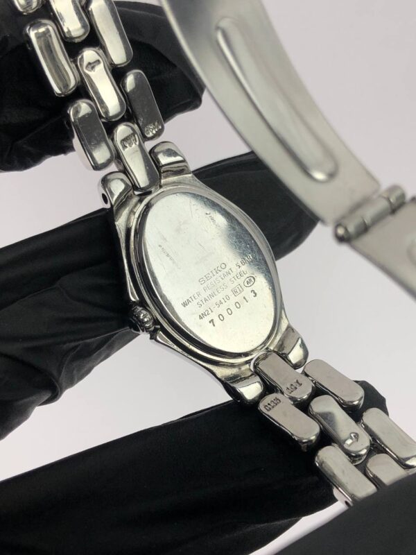 SEIKO LUCENT BLUE INDEX TEXTURE DIAL - Gambar 9