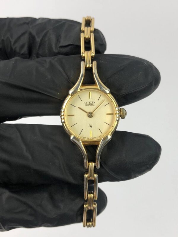 CITIZEN QUARTZ BANGLE LADY - Gambar 2