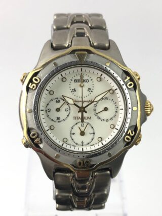SEIKO CHRONOGRAPH SWEEP SECOND TITANIUM