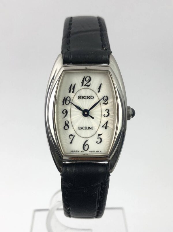 SEIKO EXCELINE TONNEAU LADY