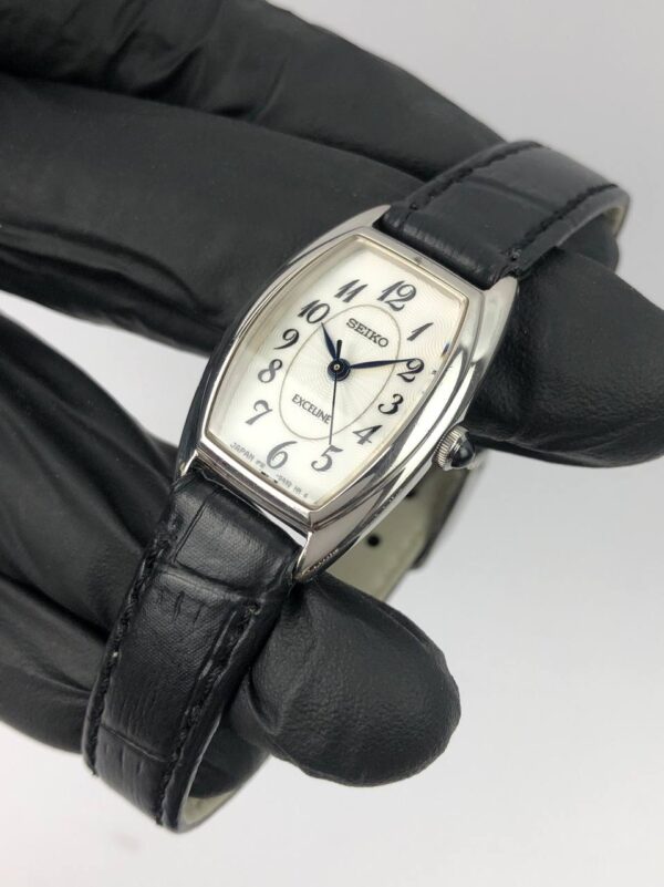 SEIKO EXCELINE TONNEAU LADY - Gambar 3