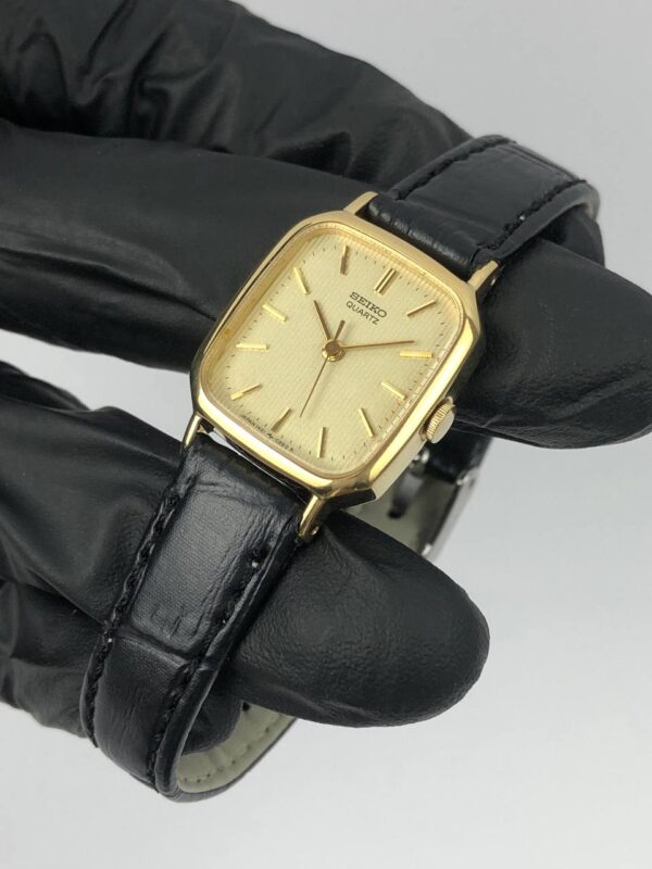 SEIKO LADY TEXTURED DIAL - Gambar 3