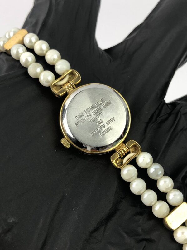 ANNE KLEIN II - Gambar 8
