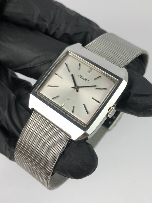 SEIKO CHARIOT RECTANGULAR CASE - Gambar 3