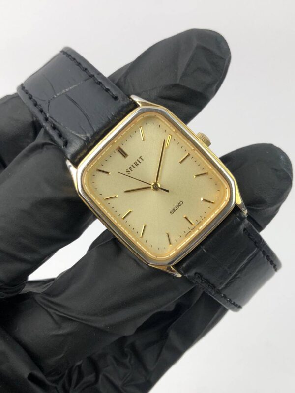 SEIKO SPIRIT TANK TEXTURE DIAL - Gambar 4
