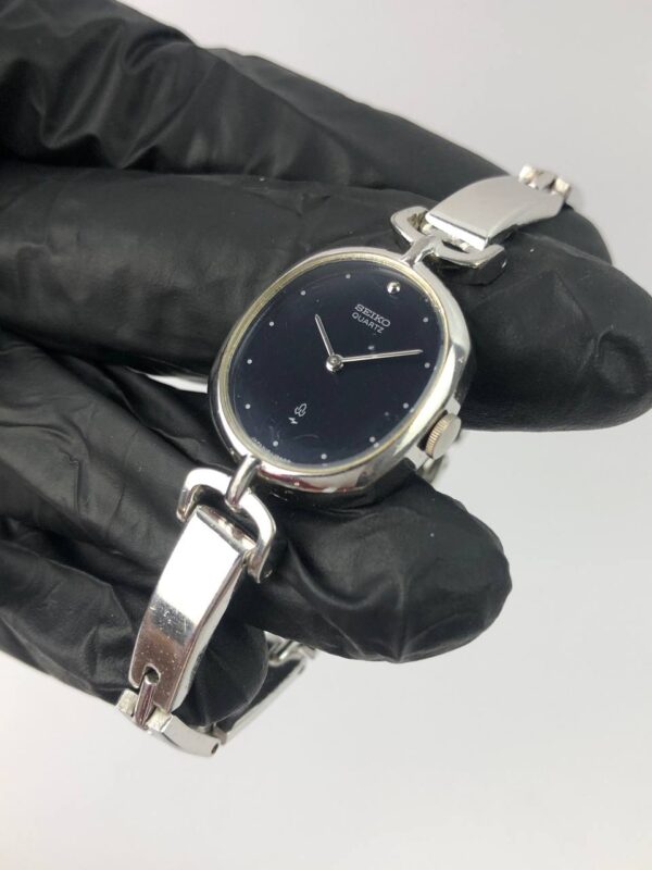 SEIKO LADIES BANGLE BLUE DIAL - Gambar 3