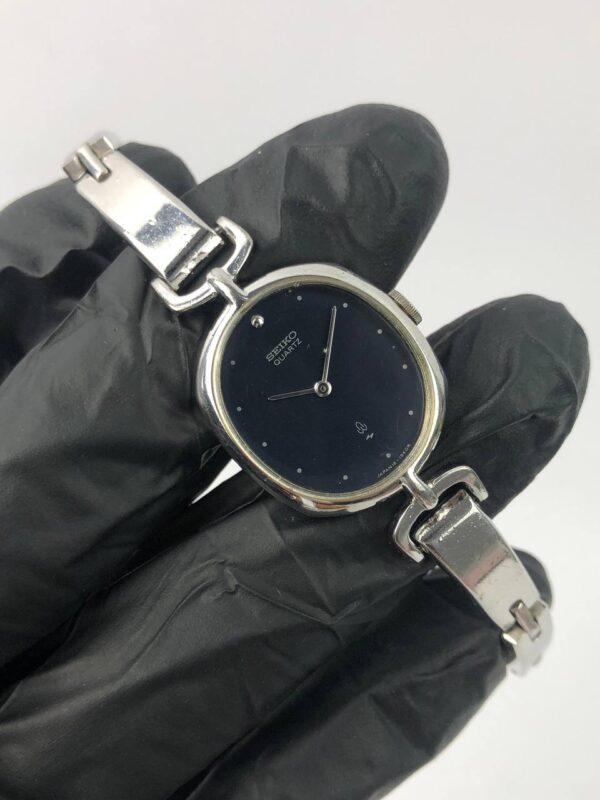 SEIKO LADIES BANGLE BLUE DIAL - Gambar 4