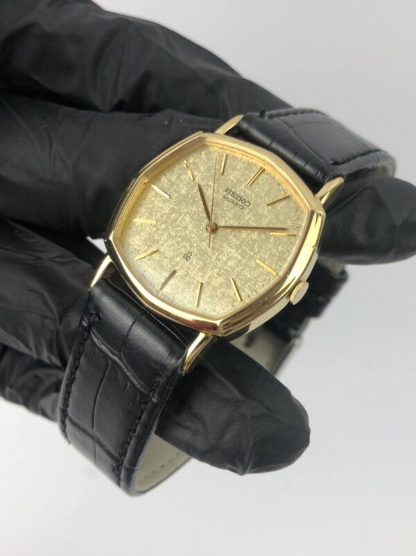 SEIKO MULTIGONAL CASE SNOWFLAKE DIAL - Gambar 3