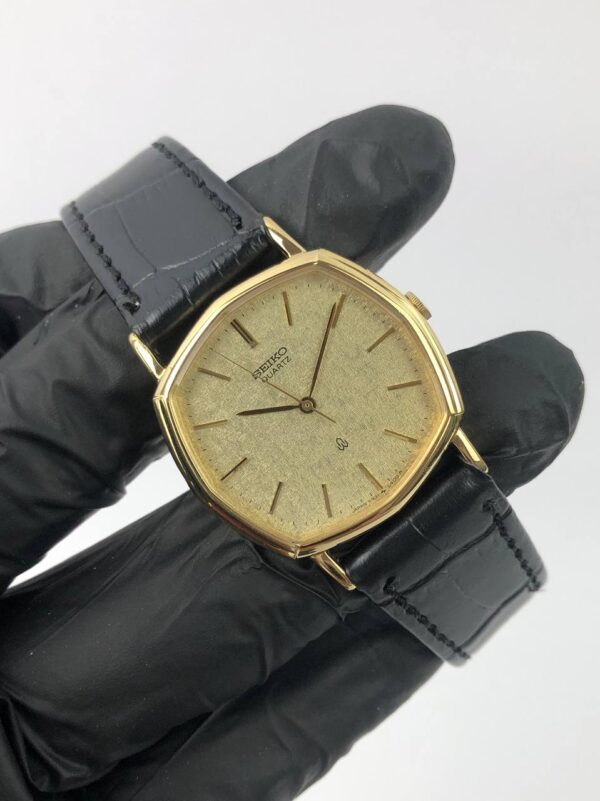 SEIKO MULTIGONAL CASE SNOWFLAKE DIAL - Gambar 4