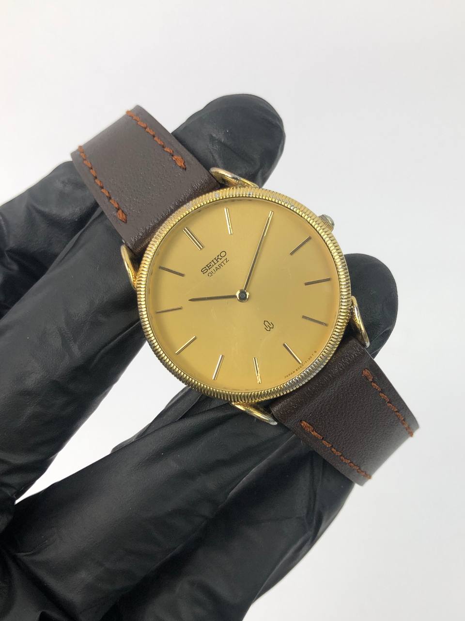 SEIKO QUARTZ PRIA FLUTED BEZEL - Gambar 4