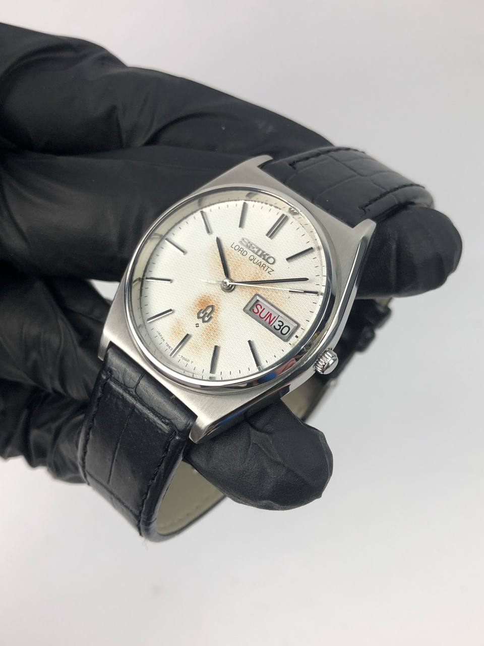 SEIKO LORDQUARTZ TEXTURE AGING DIAL - Gambar 3