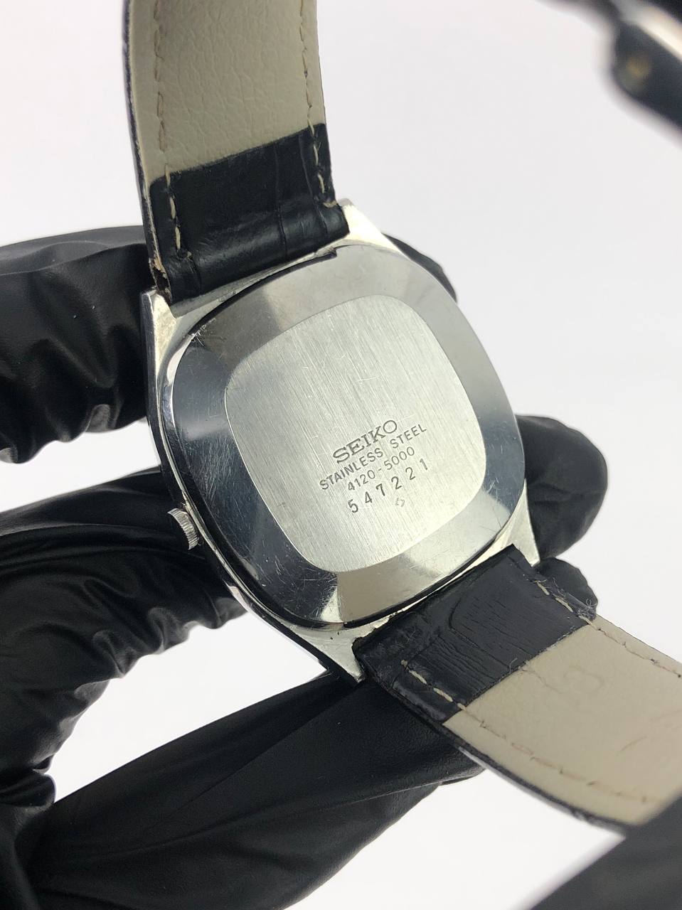 SEIKO QUARTZ EMBLEM BROWN DIAL - Gambar 7