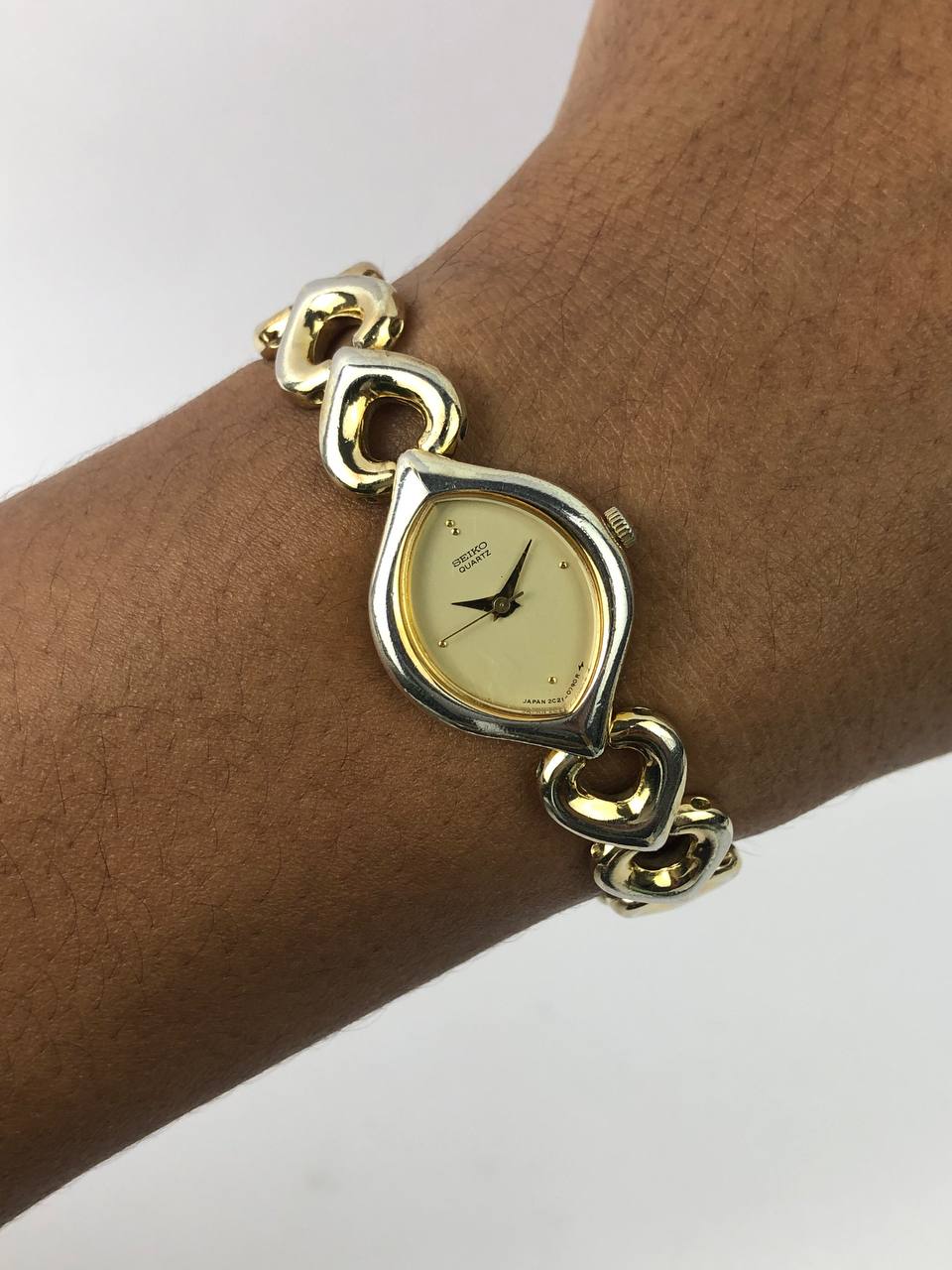 SEIKO BANGLE MARQUISE SHAPE DIAL