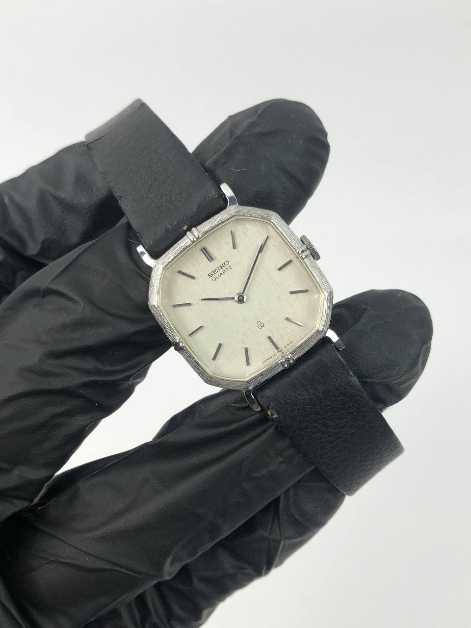 NOS SEIKO OCTAGON TEXTURE CASE LADIES - Gambar 5