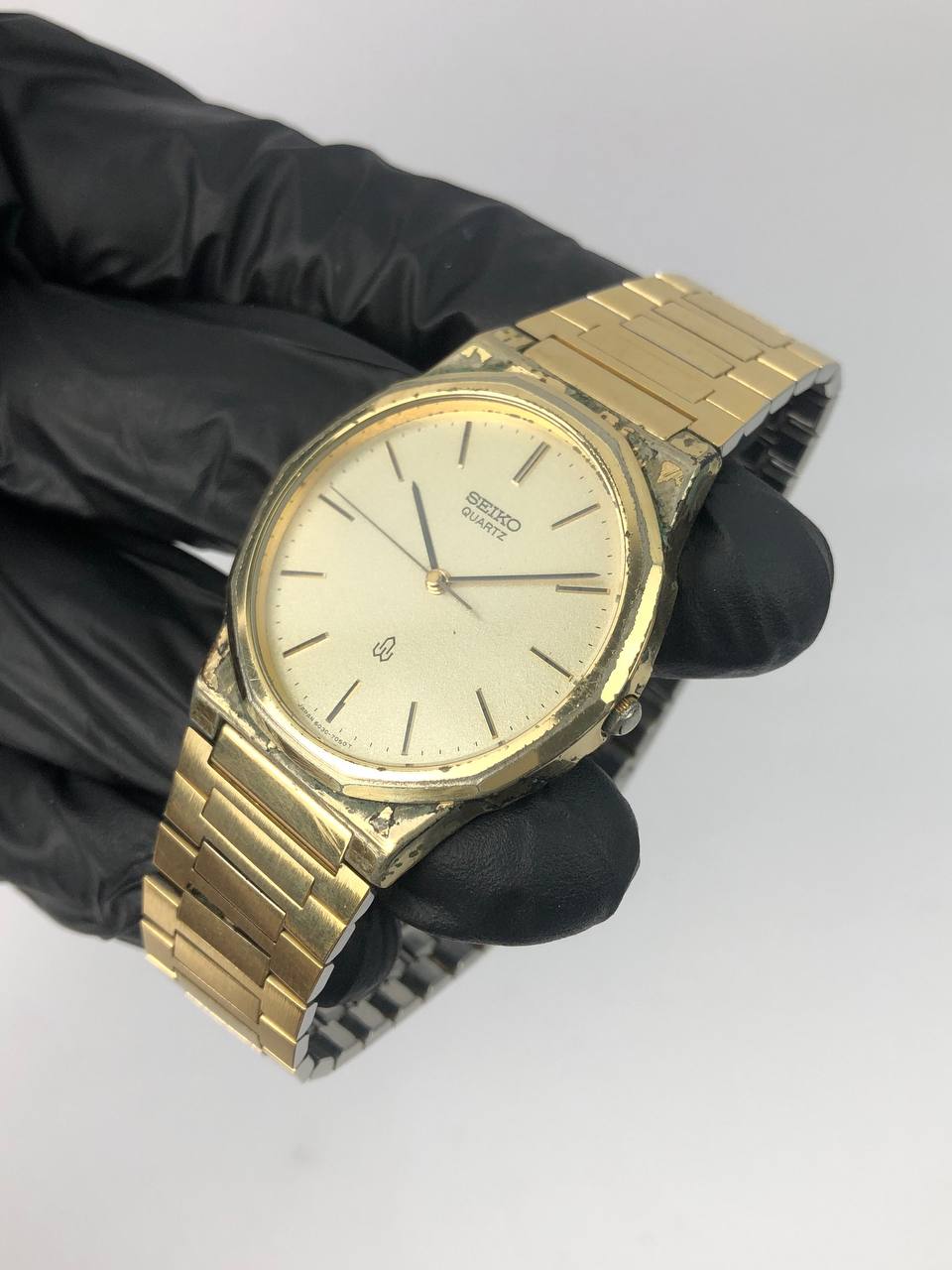 SEIKO QUARTZ VINTAGE MULTIGONAL BEZEL - Gambar 3