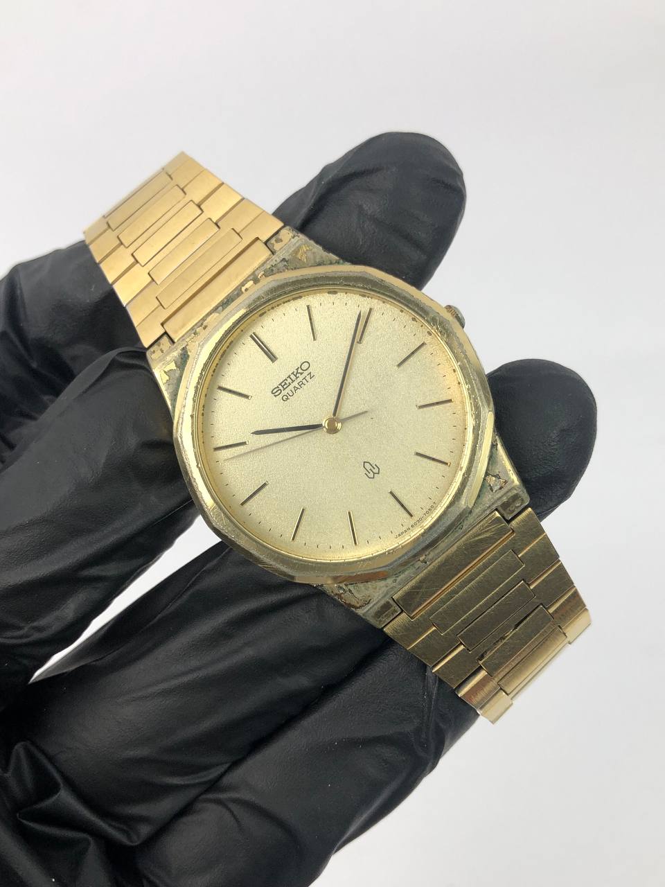 SEIKO QUARTZ VINTAGE MULTIGONAL BEZEL - Gambar 4