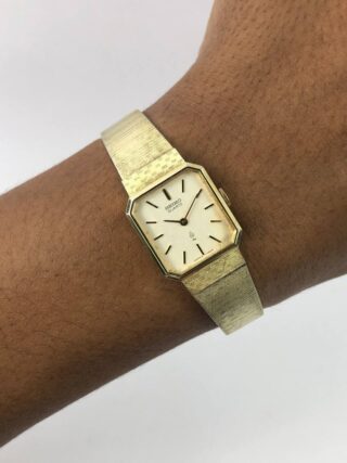 SEIKO QUARTZ SQUARE LADIES