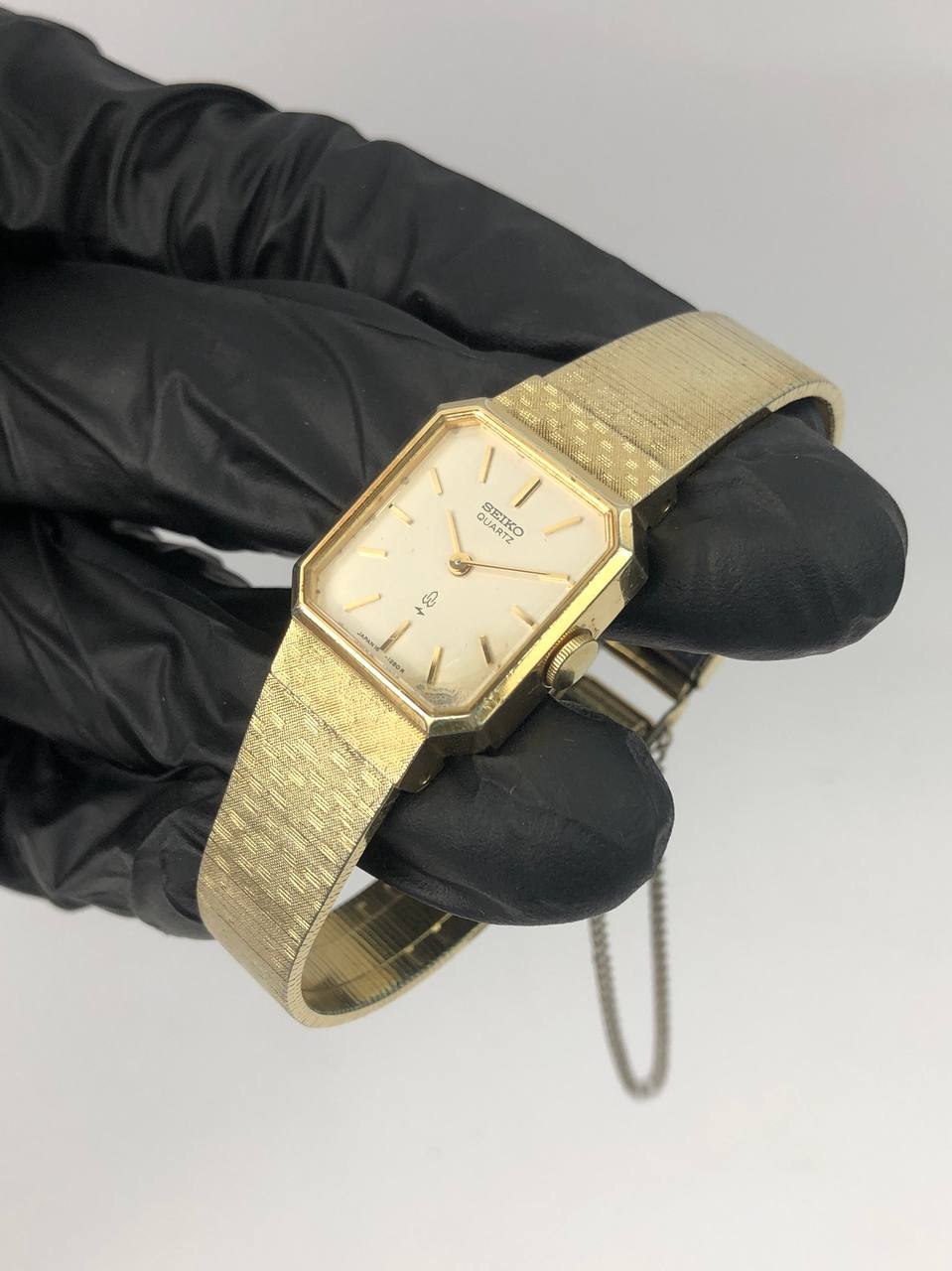 SEIKO QUARTZ SQUARE LADIES - Gambar 3