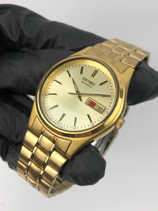 SEIKO QUARTZ ANALOG GOLD TONE CASE ALL ORI - Gambar 3