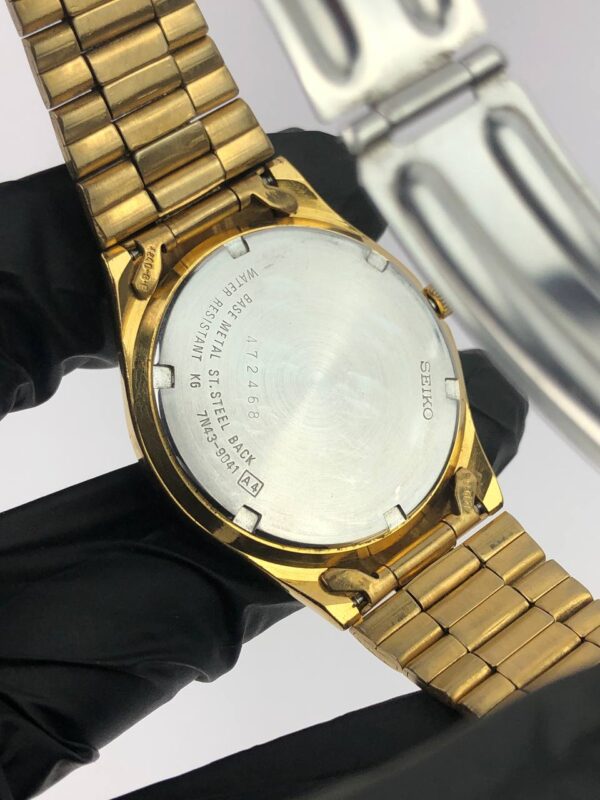 SEIKO QUARTZ ANALOG GOLD TONE CASE ALL ORI - Gambar 8
