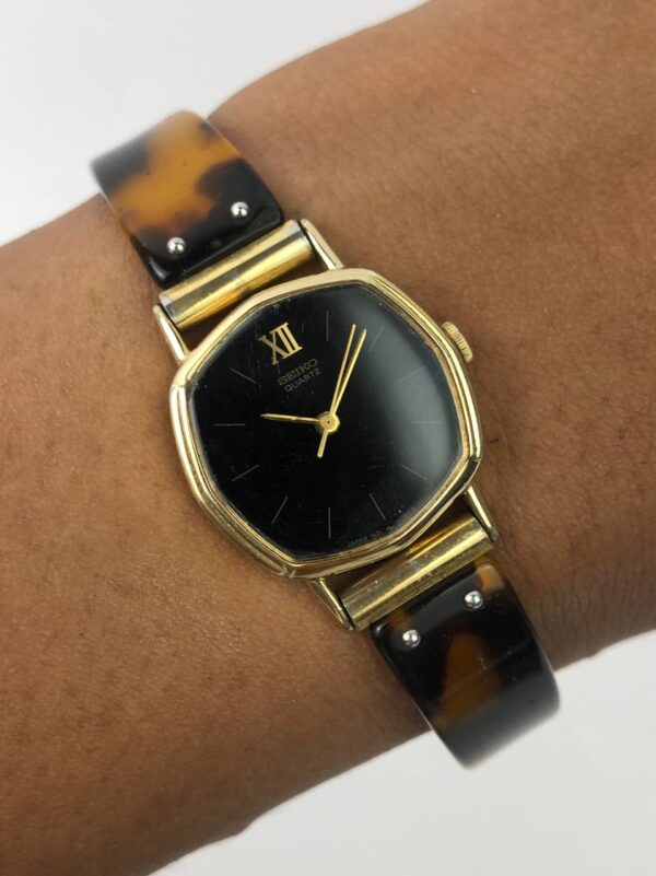 SEIKO HEKSAGON LADIES SEGI DELAPAN