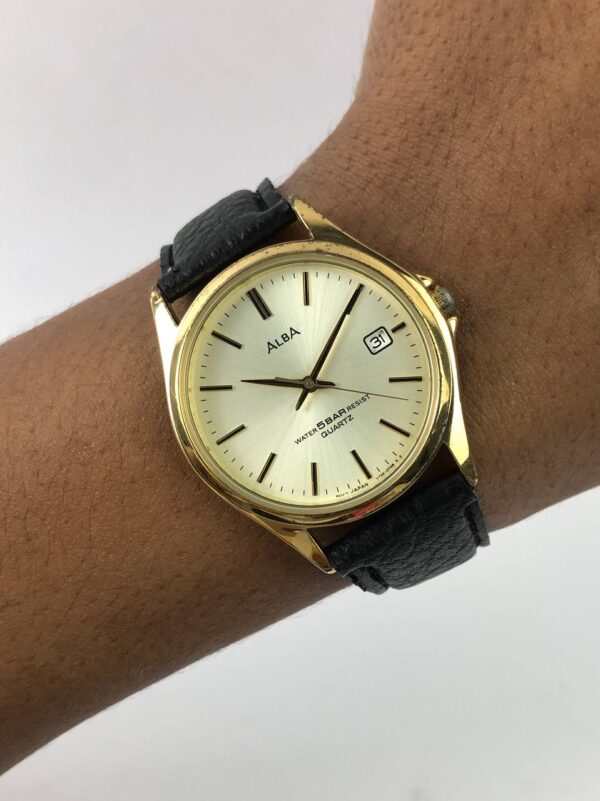 ALBA ANALOG DATE PRIA