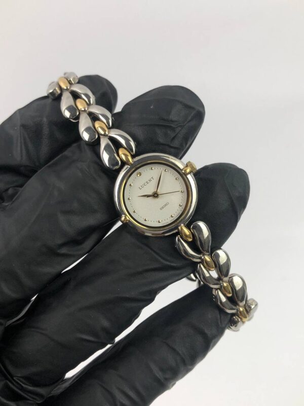 SEIKO LUCENT FLOWER BRACELET - Gambar 4