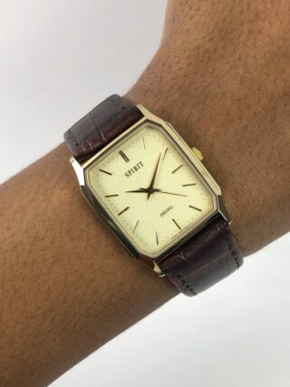SEIKO SPIRIT TANK PRIA TEXTURE DIAL
