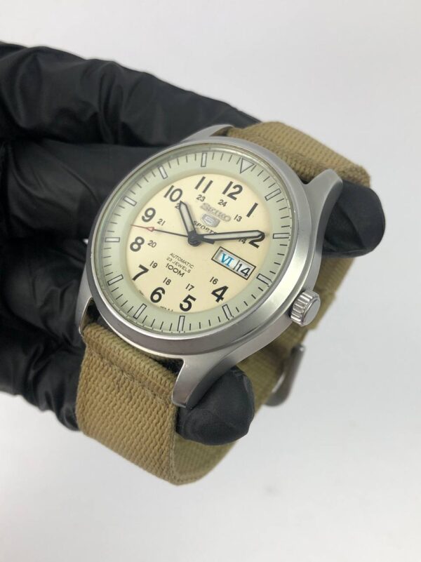 SEIKO 5SPORTS MILITARY ALL ORIGINAL - Gambar 3