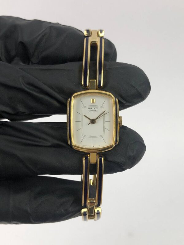 BEAUTIFUL SEIKO LADIES BANGLE - Gambar 2