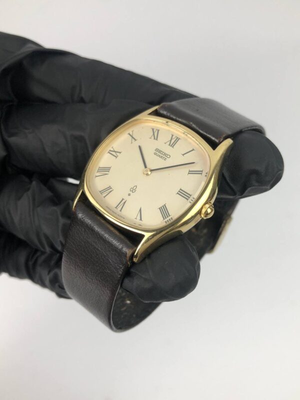 SEIKO QUARTZ ROMAN DIAL - Gambar 3