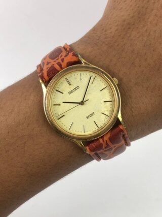 SEIKO SPIRIT MIDSIZE SANDS DIAL
