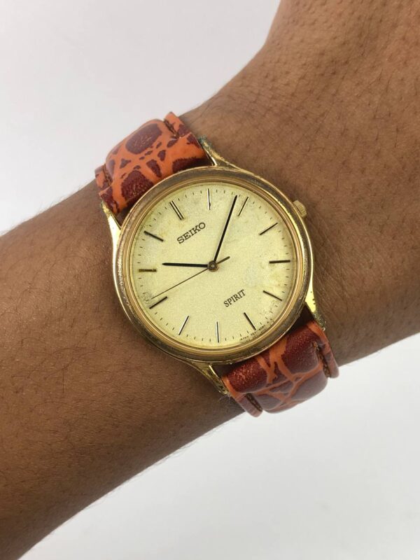 SEIKO SPIRIT MIDSIZE SANDS DIAL
