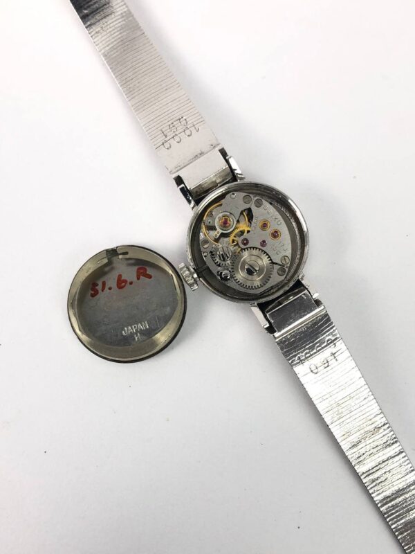 SEIKO LADY BLUE DIAL ROMAN - Gambar 8