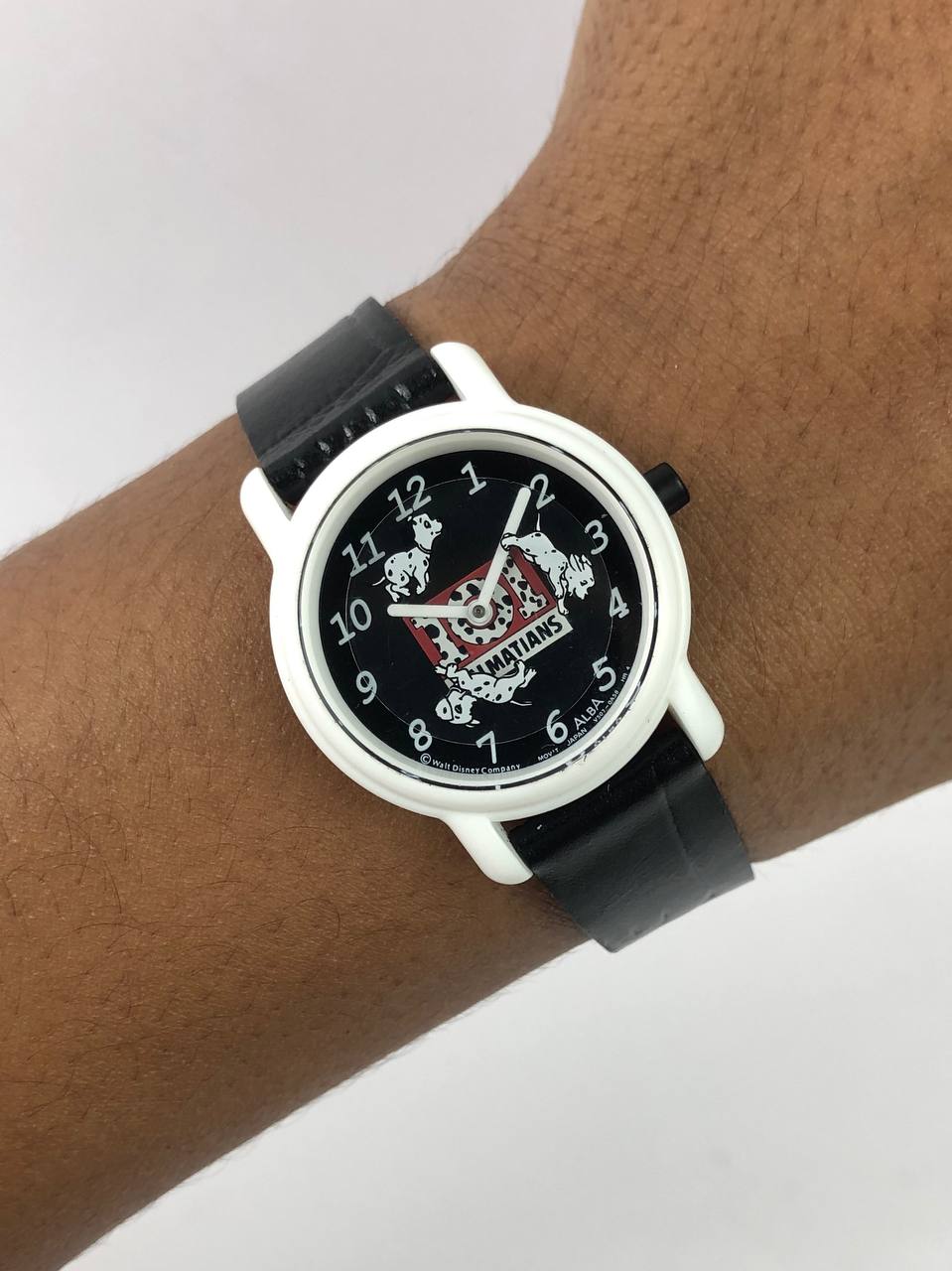 WALT DISNEY WATCH FLOATING SECOND JAPAN