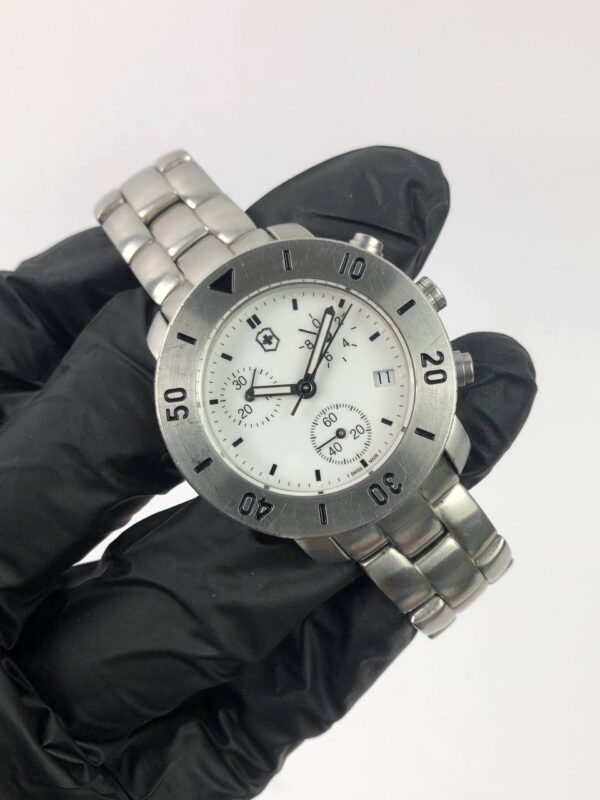 VICTORINOX CHRONOGRAPH SWISSMADE - Gambar 4