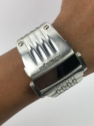ROBOT WATCH VINTAGE INFANTRY