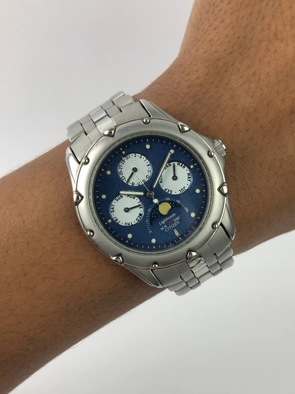 CITIZEN LIGHT HOUSE MOONPHASE