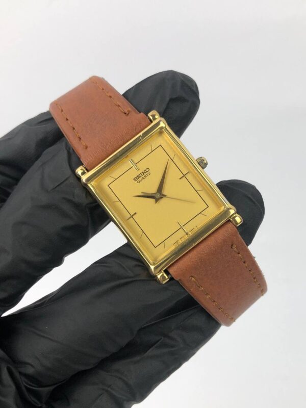 SEIKO TANK QUARTZ PRIA - Gambar 4