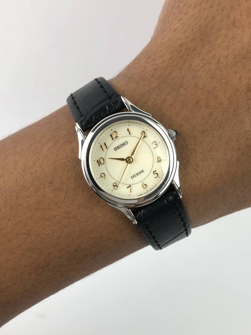 SEIKO AVENUE VANCY LUG LADIES