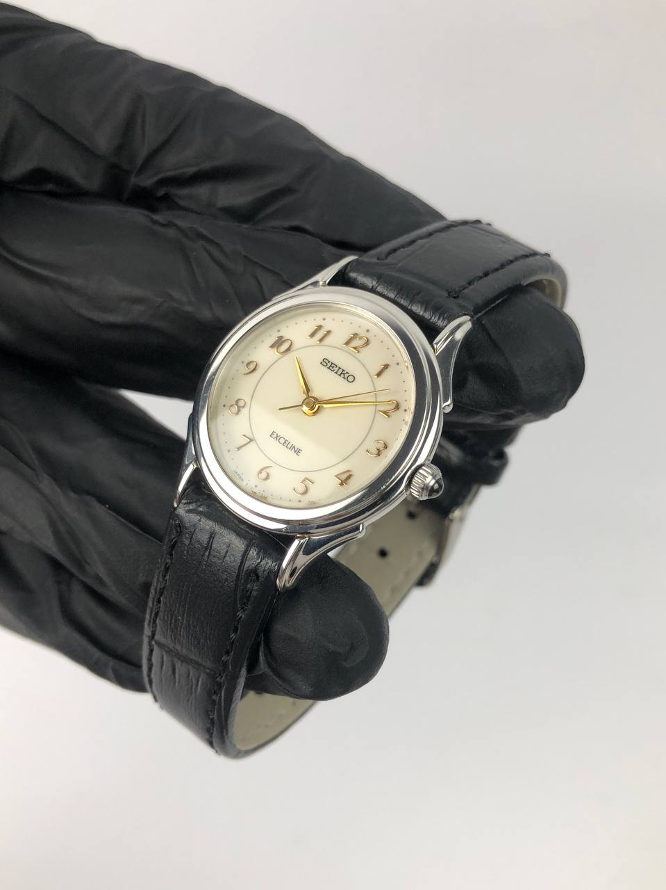 SEIKO AVENUE VANCY LUG LADIES - Gambar 3