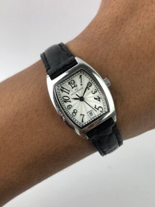 THE CLOCK HOUSE TONNEAU