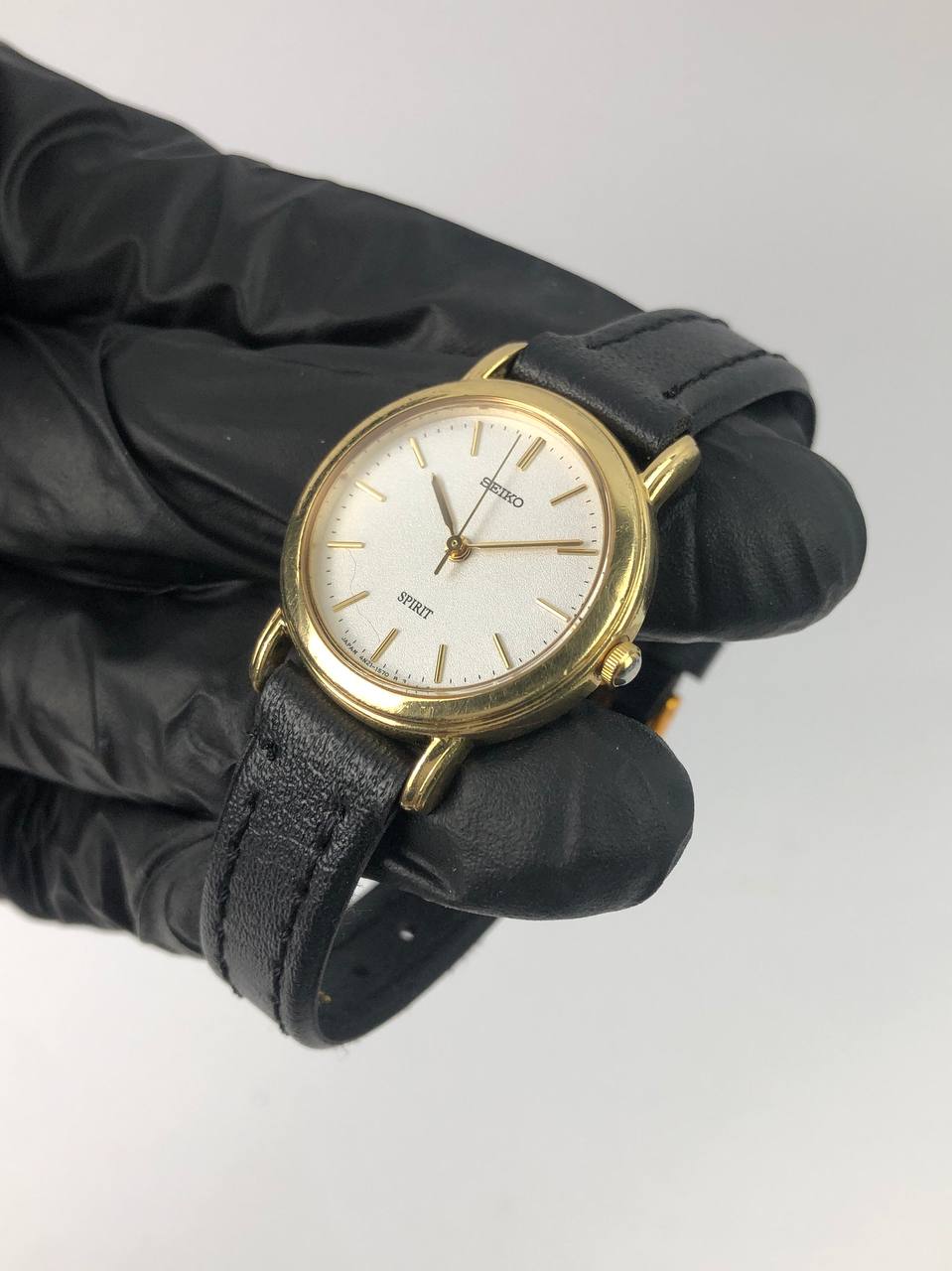 SEIKO SPIRIT GOLD TONE TEXTURE DIAL - Gambar 3