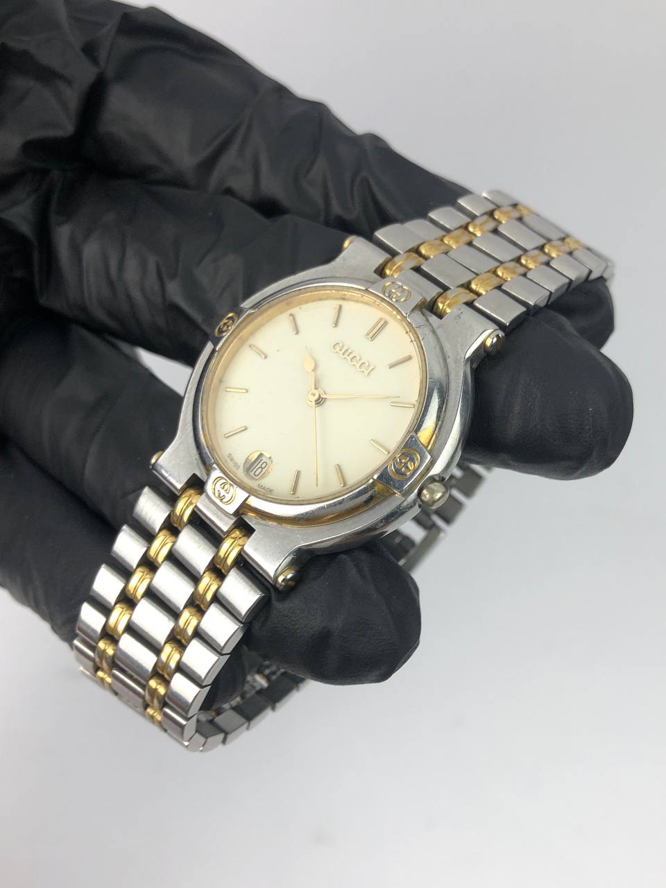 AUTHENTIC GUCCI 9000 M SWISMADE - Gambar 3