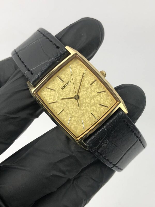 SEIKO TANK SAPPHIRE SNOWFLAKE DIAL - Gambar 4