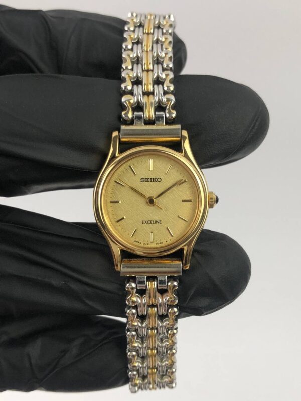 SEIKO EXCELINE TEXTURE DIAL - Gambar 2