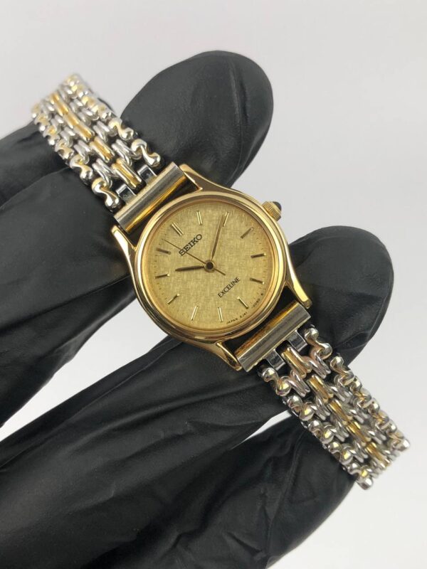 SEIKO EXCELINE TEXTURE DIAL - Gambar 4