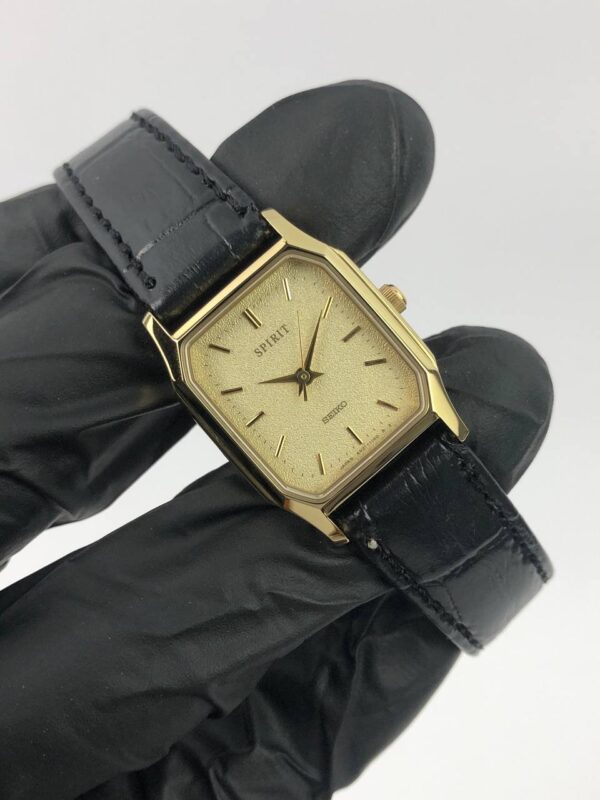 SEIKO SPIRIT TANK MULTIGONAL CASE - Gambar 4
